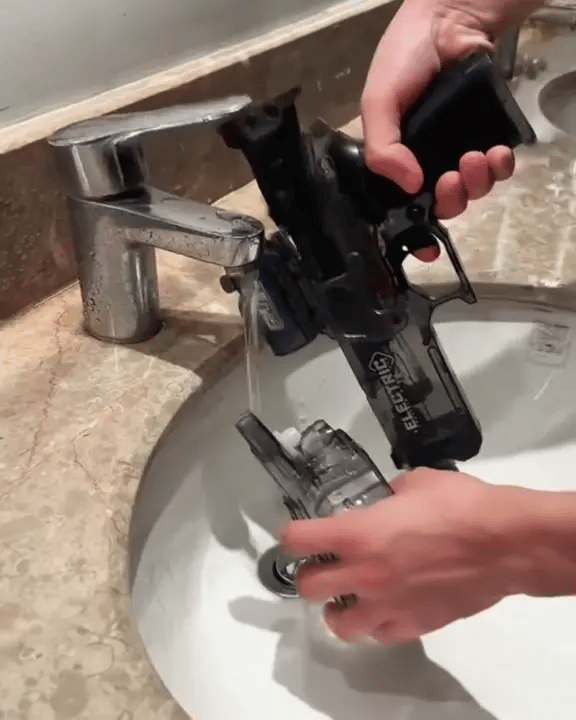 AquaBlaster Ultimate Wasser Schlacht Blaster